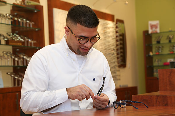 Emergency Eye Doctor in Waterbury