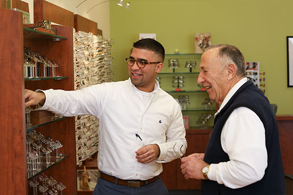 Optometrist in Stratford